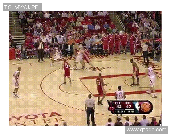 斯威夫特扣篮挑战姚明的高度引发篮球界热议与讨论